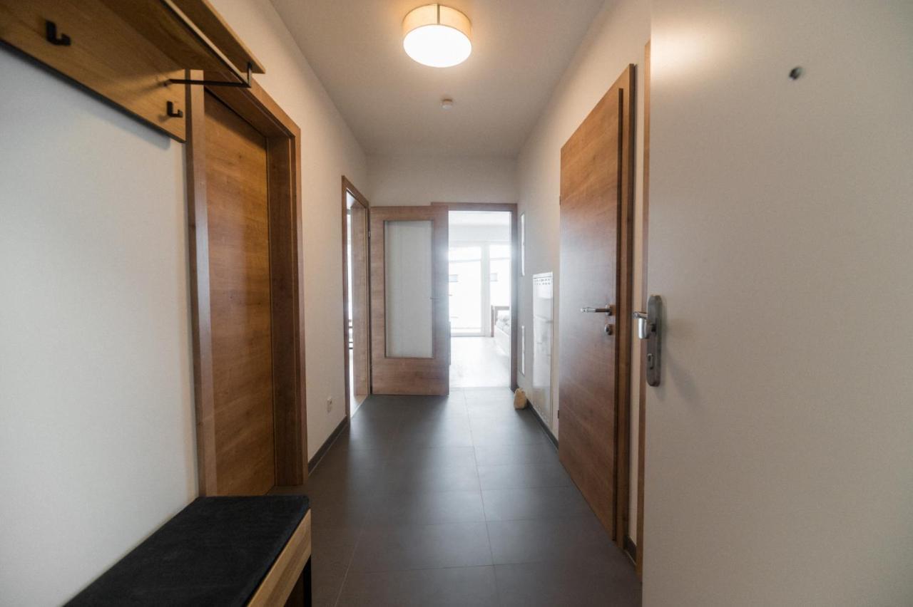 Ferienwohnung Bergsonne Mit Sonnenbalkon Und Tiefgaragen Parkplatz Бад-Ишль Экстерьер фото
